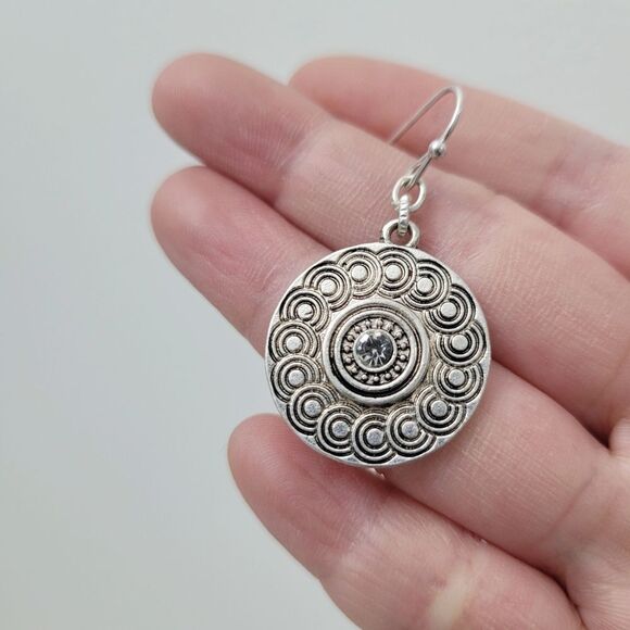 Brand New Versona Silver Pattern Round Earrings - Picture 2 of 8